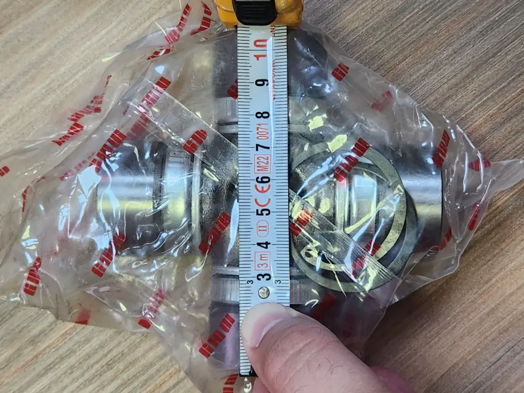 38 x 105,8 GU7440 CROSS BEARING VDW 1.24.00877